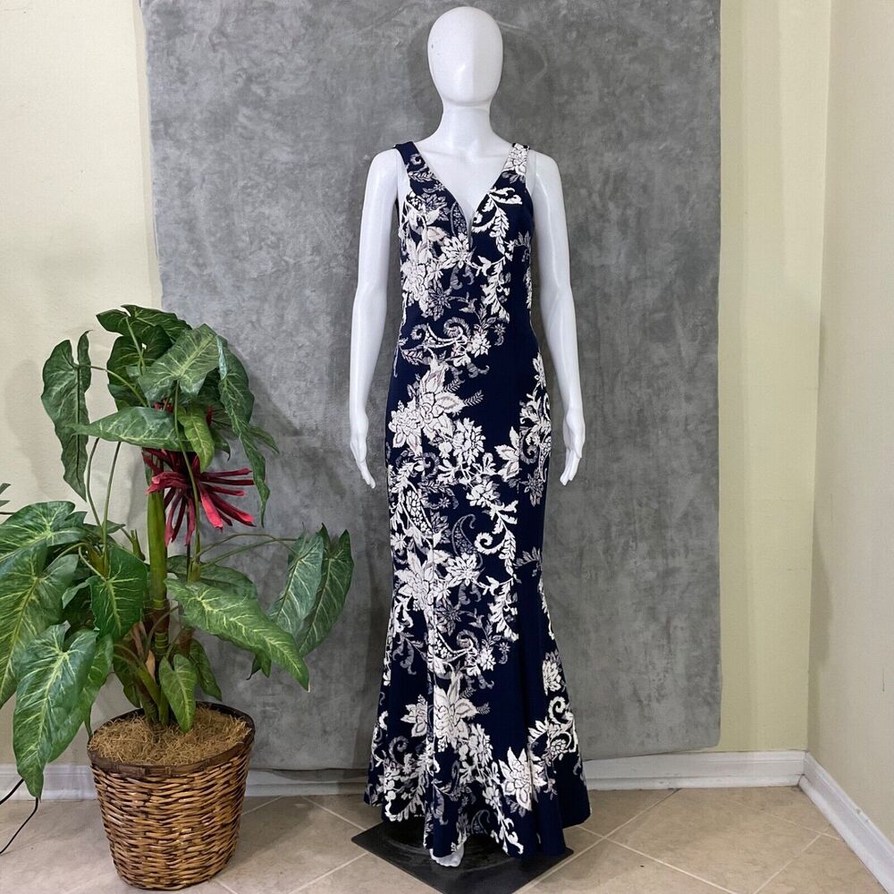 Bailey Blue textured Prom Formal Maxi Dress Women’s M Blue/white v-neck mermaid